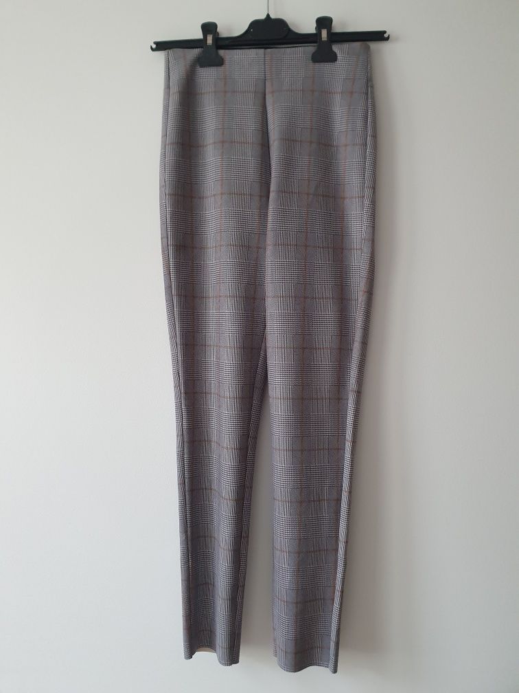 Spodnie w kratkę Zara XS