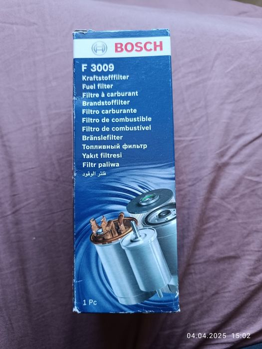 Паливний фільтр BOSCH F 026 403 009.