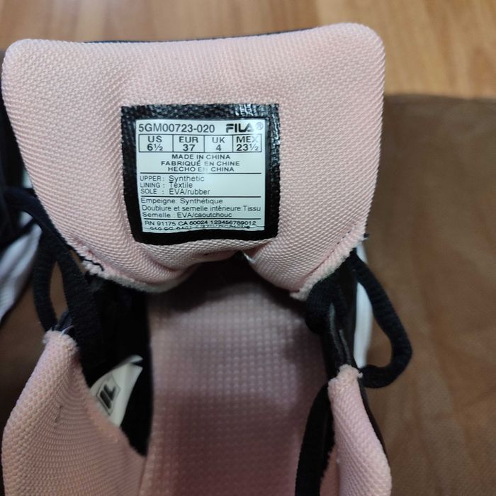 кроссовки Fila DLS новые.