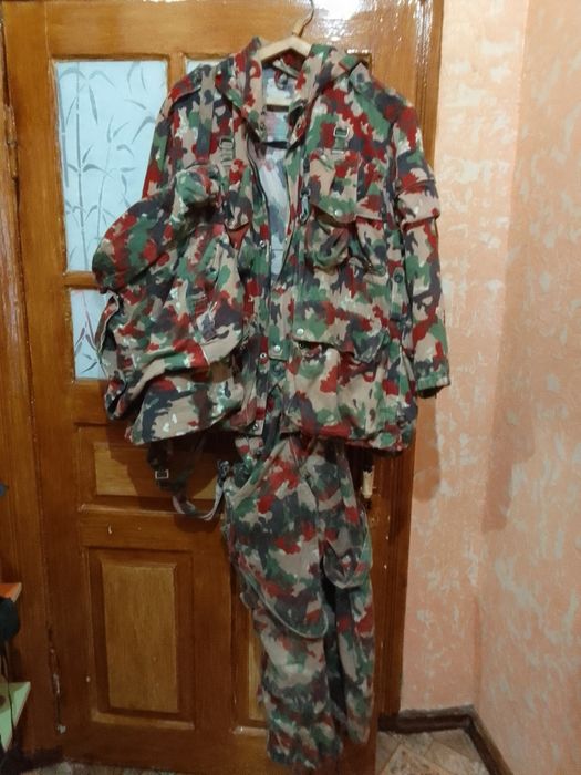 Продам два велосипеда один мужской другой женский3000 гр