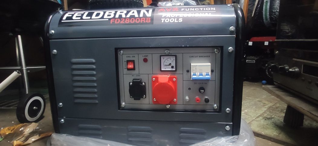 Agregat prądotwórczy 3 fazowy FELDBRAN FD2800R8