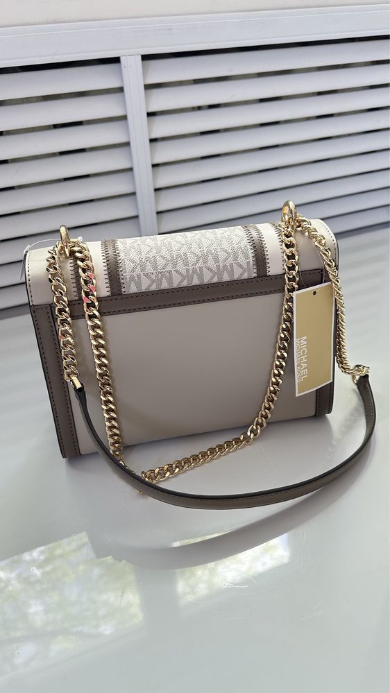 Світла сумка через плече Whitney Medium Michael Kors