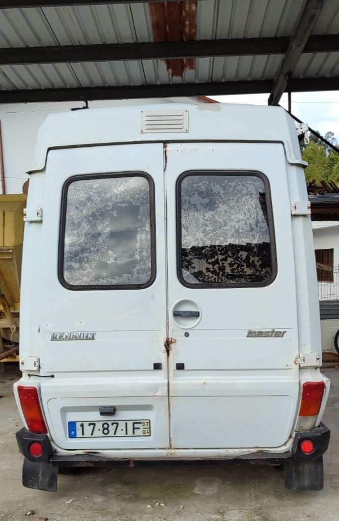Transporte de cavalos - Renault Master