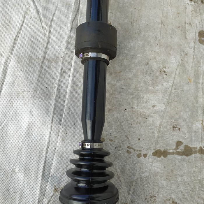 27 тыс.км приводной вал / полуось Toyota Corolla 150