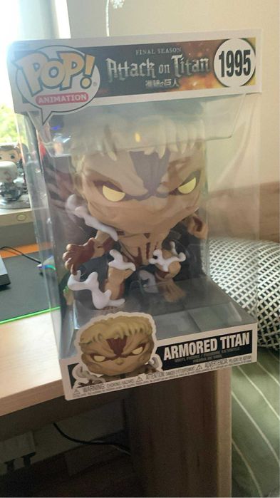 Armores Titan funko pop