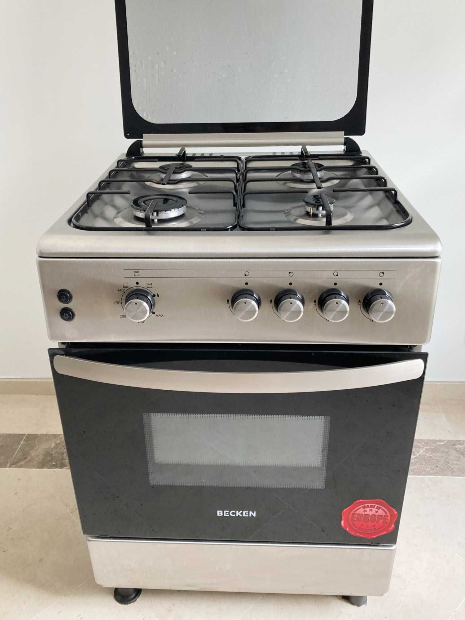 Fogão a gás BECKEN BGS4505N IX - muito bom estado