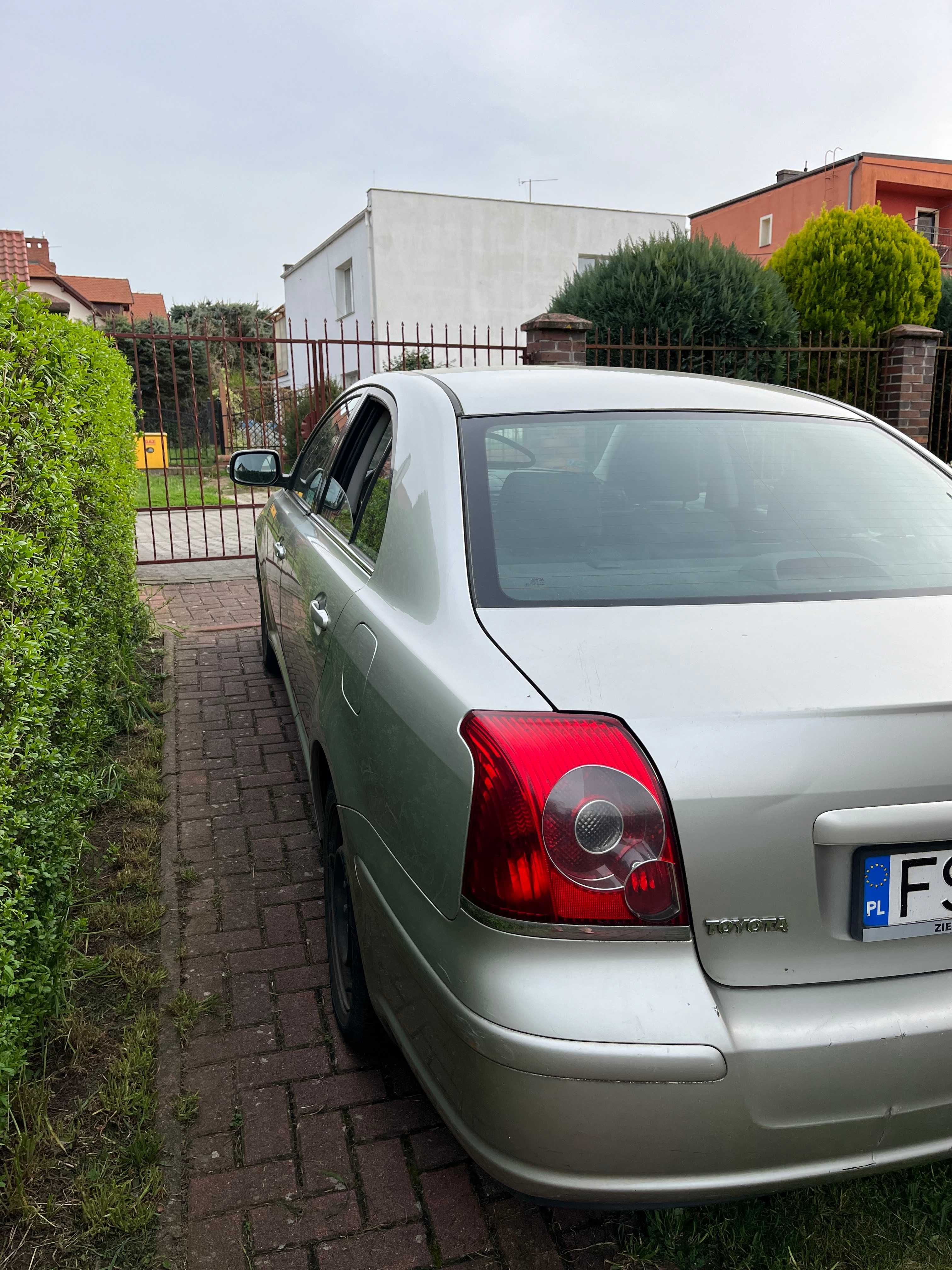 TOYOTA Avensis 2006