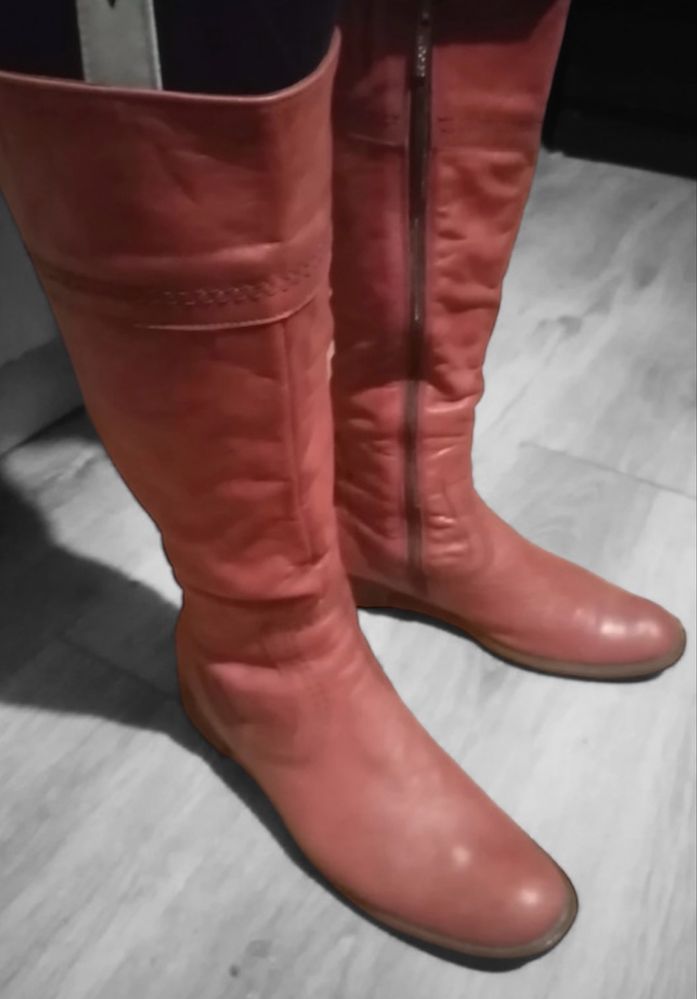 Sprzedam czerwone kozaki Lasocki r. 41