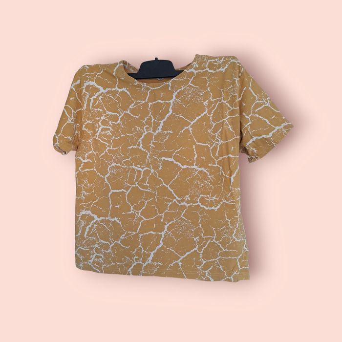 Lekki t-shirt na lato