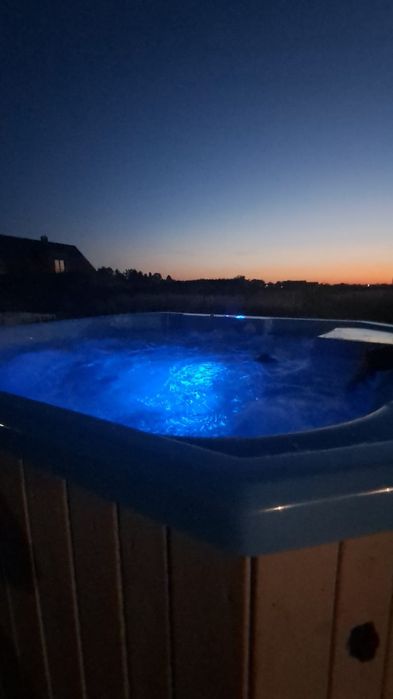 Mobilna balia bania jacuzzi hydromasaż wynajem