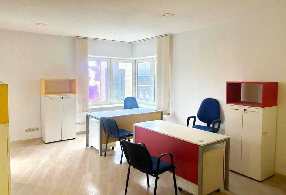 Без%!Бизнес Центр, генератор, парковка!метро Дворец Спорта-1минута!