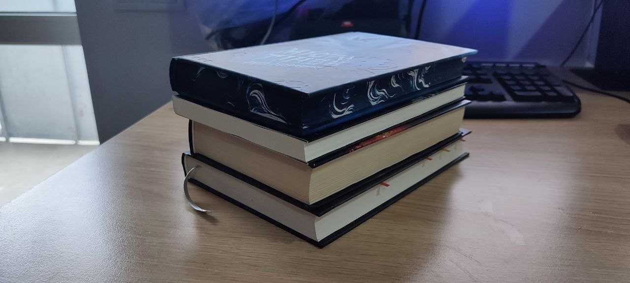 Книги "Піаніст" , "Салимове лігво"