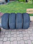 Opony zimowe 215/55/17R Kormoran