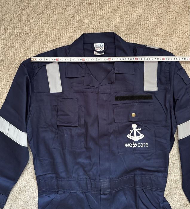 Kombinezon roboczy z odblaskowymi paskami