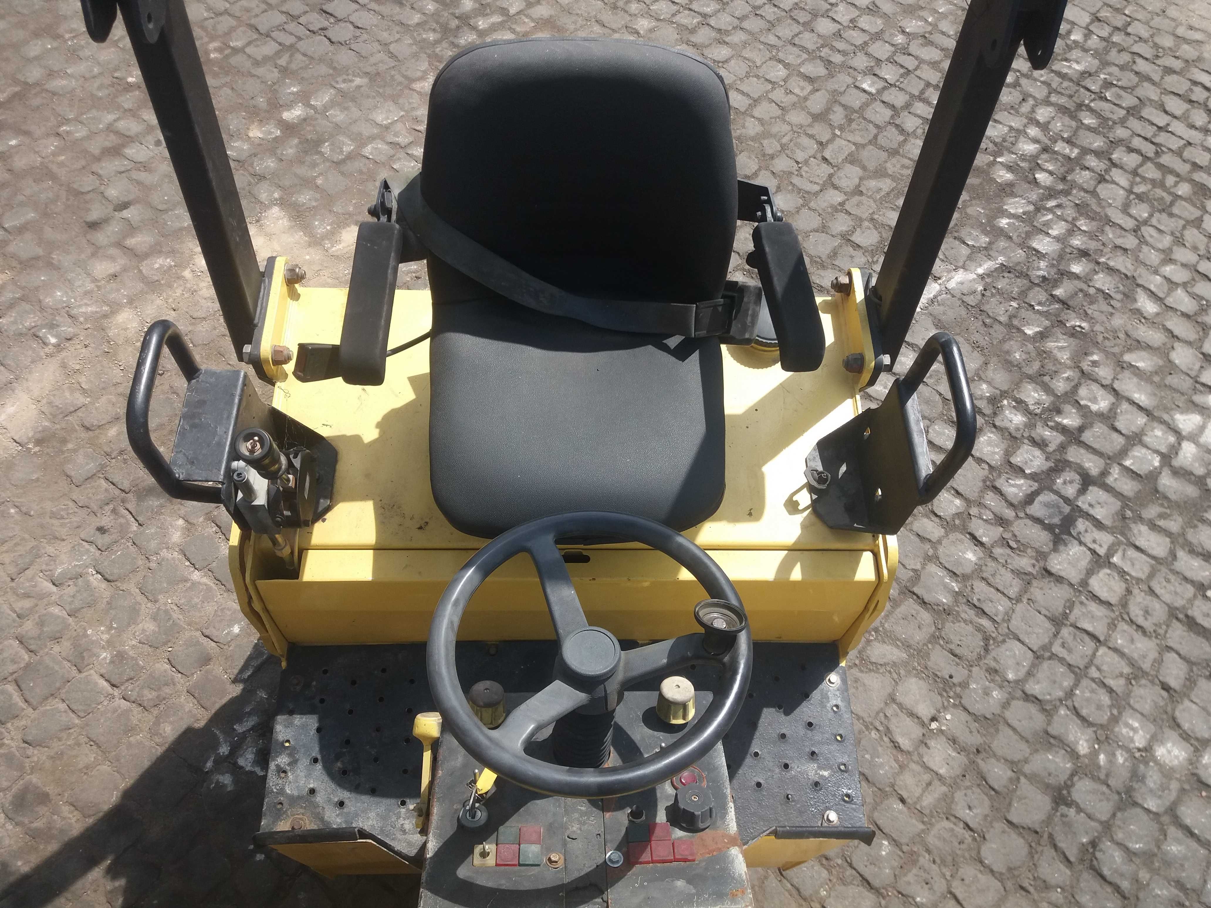 CILINDRO COMPACTADOR WACKER RD 25