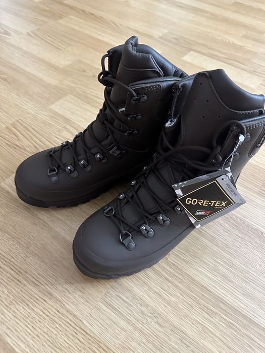 Військове вбрання (штани, термобілизна, взуття, РПС, сумка)