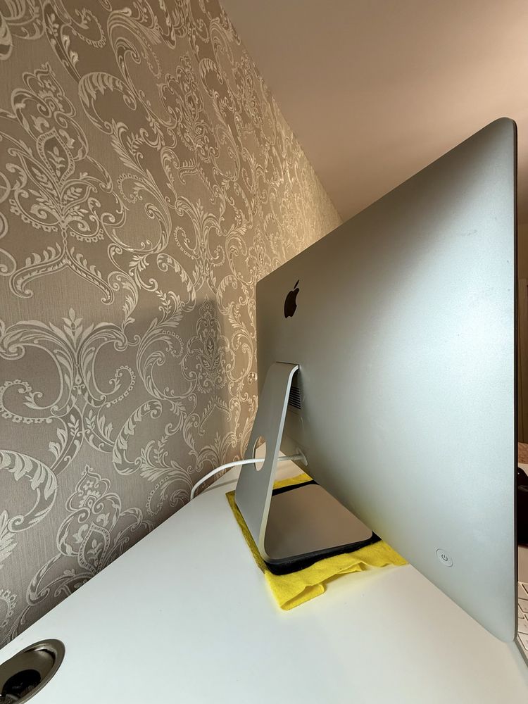 iMac 27” (2015) i7-6700 4GHz