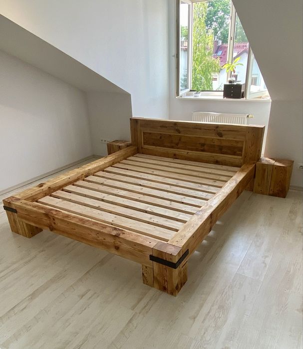 Łóżko drewniane, łóżko ze starego drewna, łóżko ze starych belek