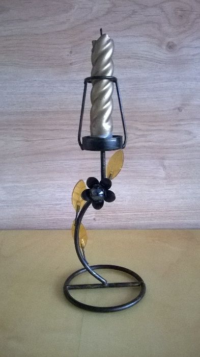 Świecznik, świeczniki,metaloplastyka, kwiatek, metal