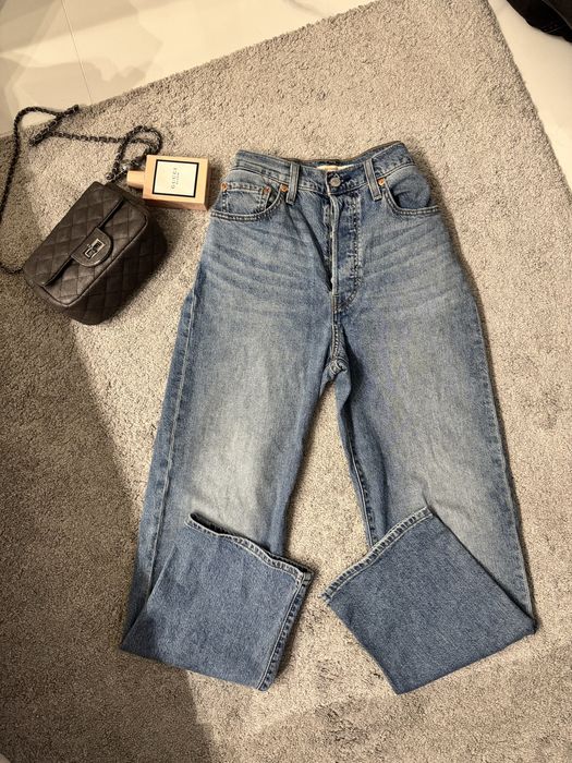Джинси Levis Ribcage Straight