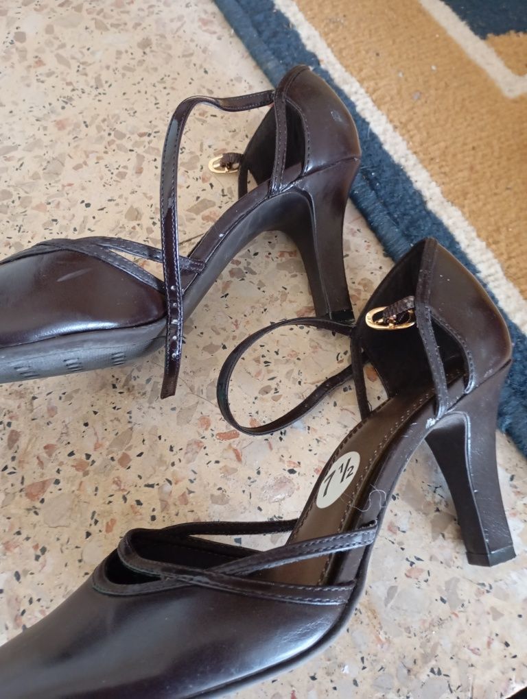 Sapatos cerimónia Senhora
