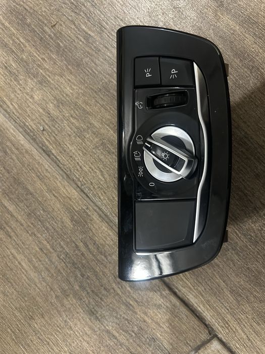 Блок управління фарами BMW G30