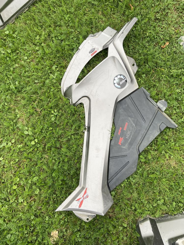 Plastiki owiewki osłony obudowy Can am outlander 1000 g2 can am 850