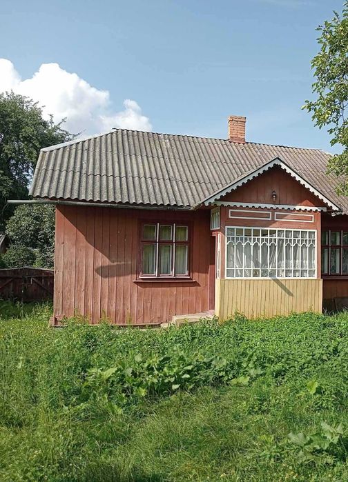 Продам хатку в селі
