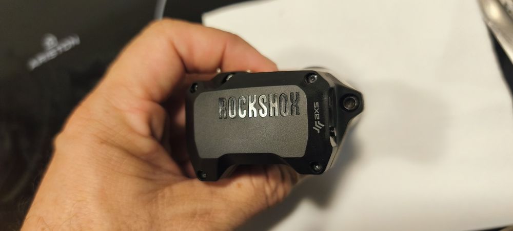 Vendo Rockshock Flight Attendant VIVID