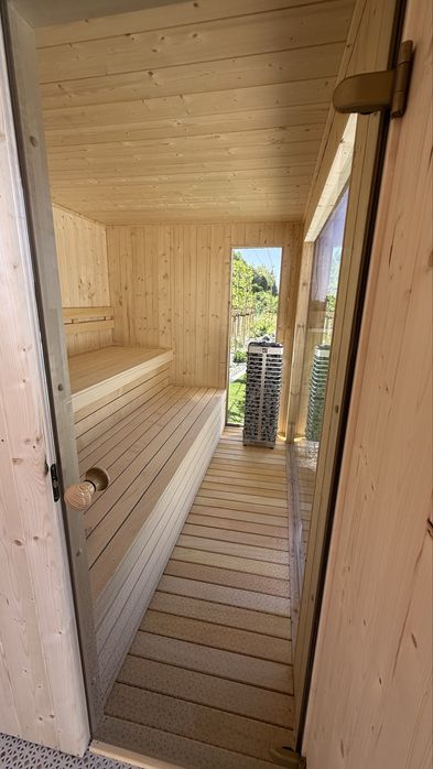 Sauna zewnętrzna ogrodowa.