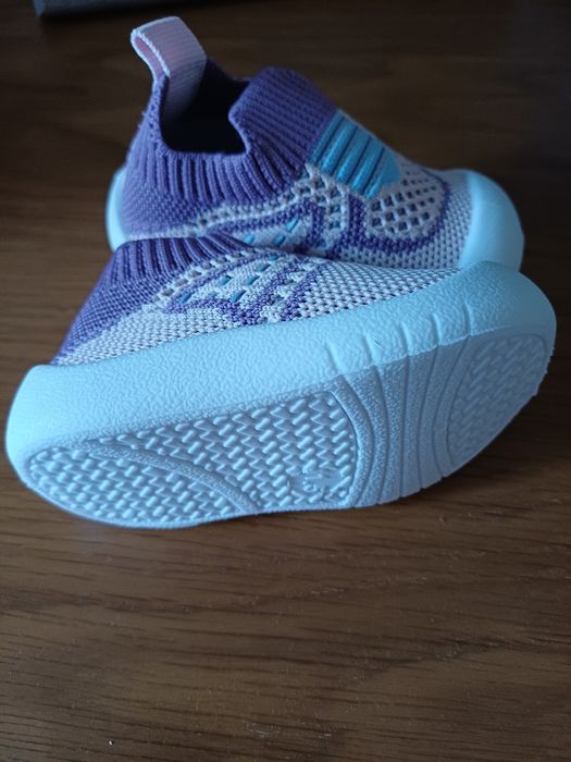 Sapatailhas novas tam 17/18