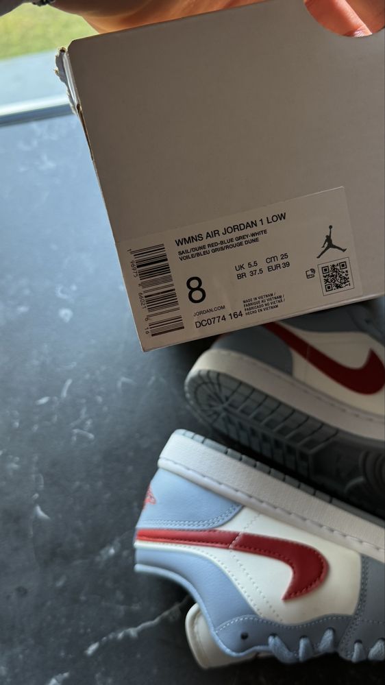 Nike Air Jordan 1 Low Blue Whisper Dune Red rozmiar 39 wkładka 25 cm.