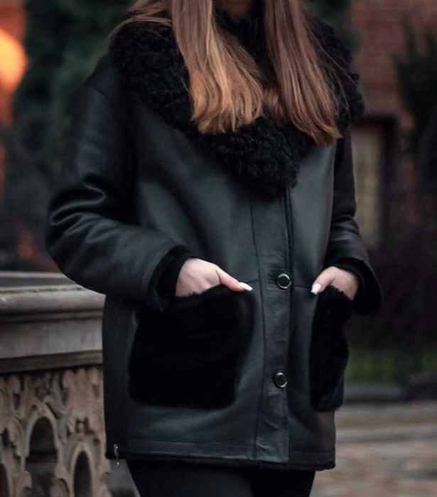 Двобічна дублянка з овчини