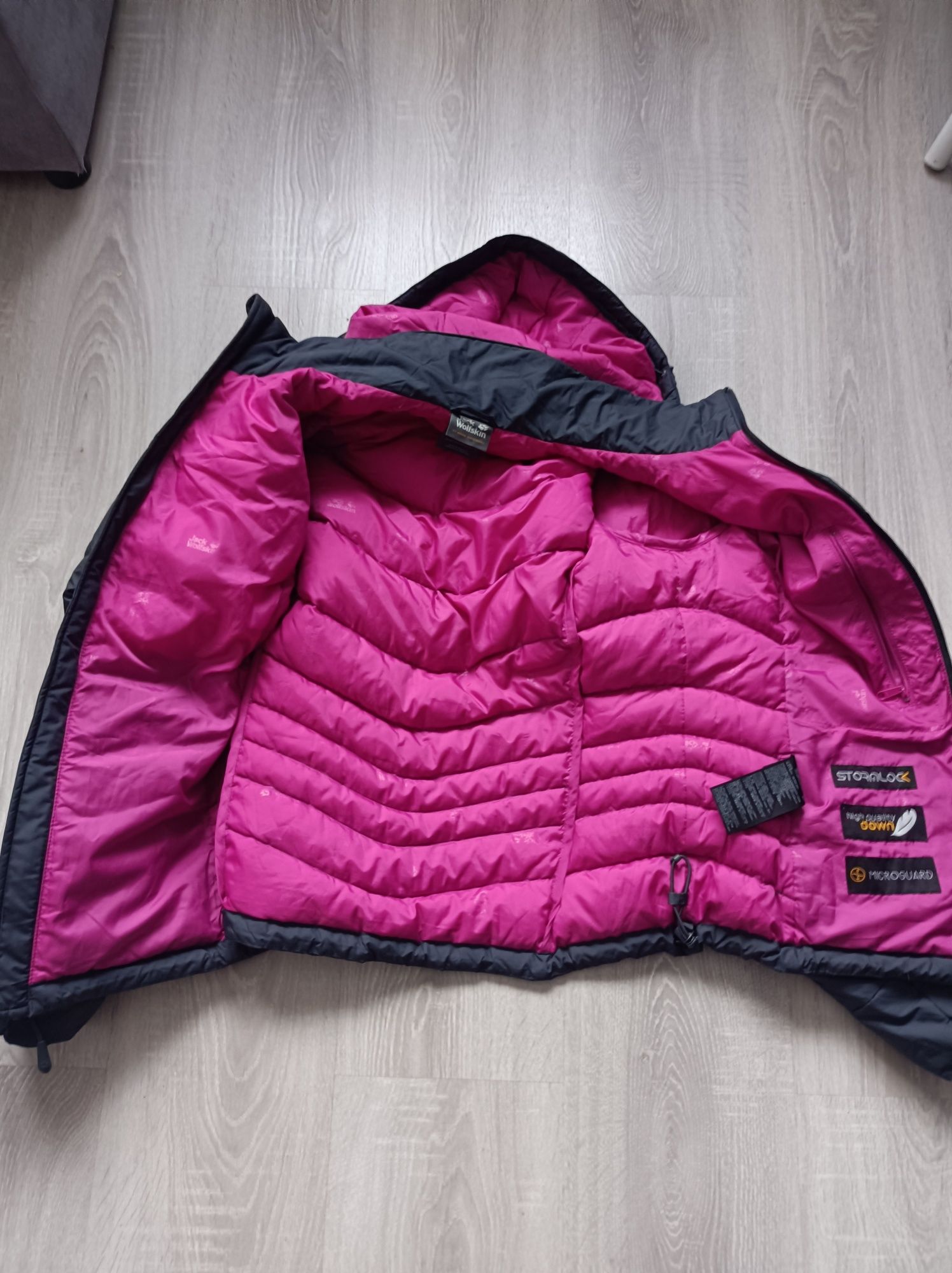 Kurtka damska Jack Wolfskin puchowa M jak nowa