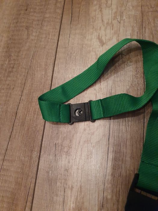 Smycz z karabińczykiem do kluczy uchwytem na identyfikator 25mm zielon