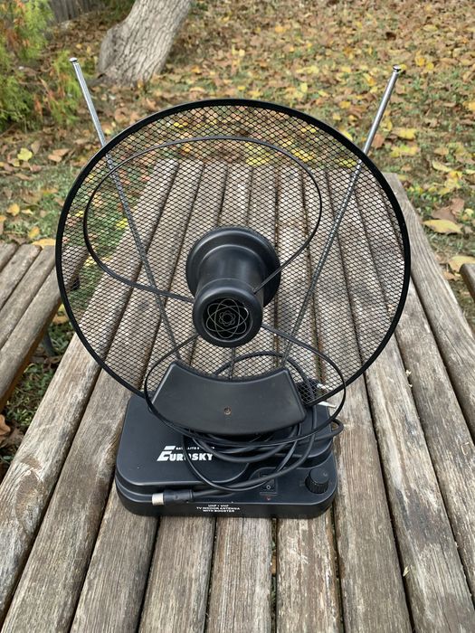 Антенна комнатная Т-2