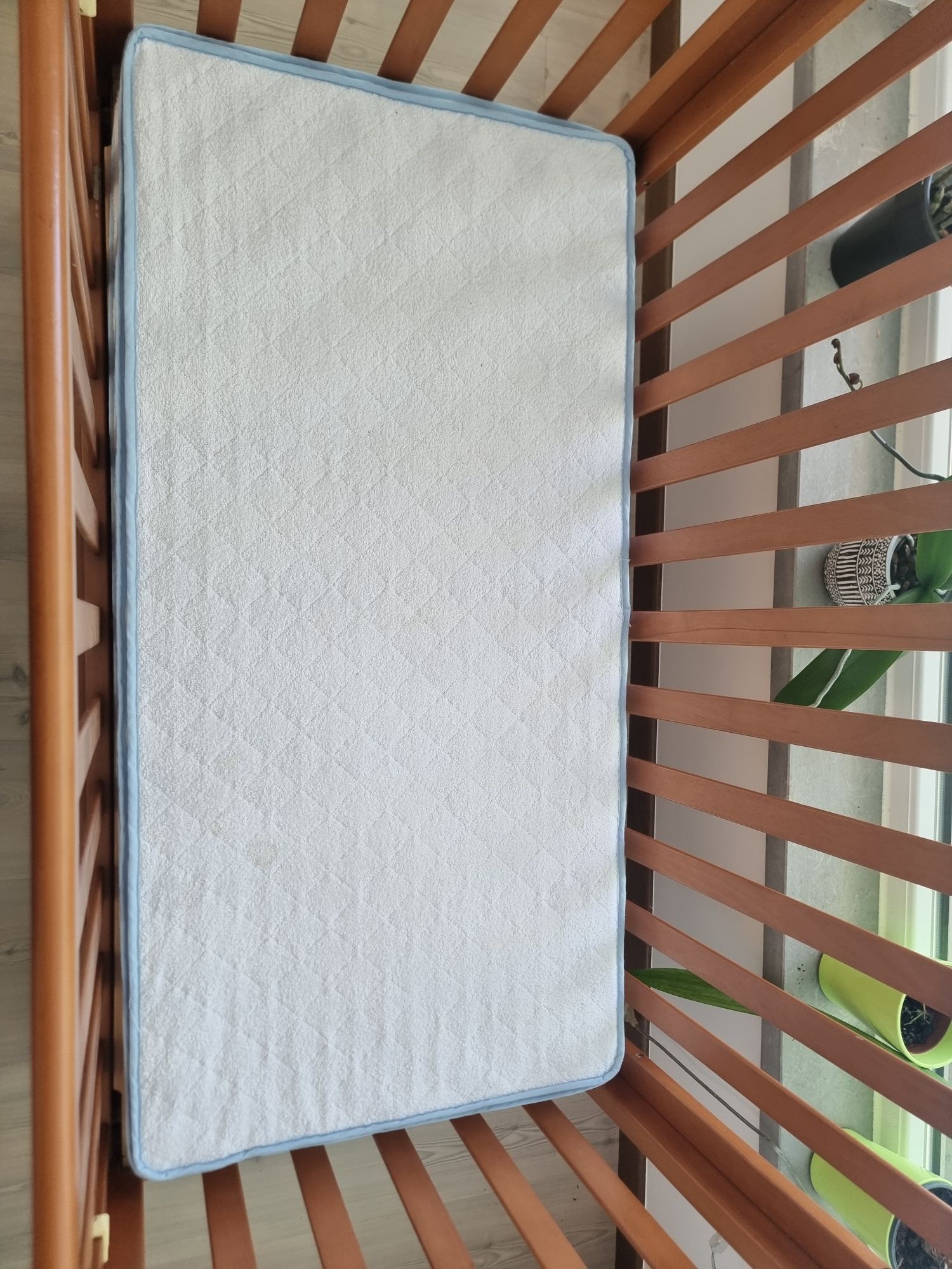 Cama de grades para bebé