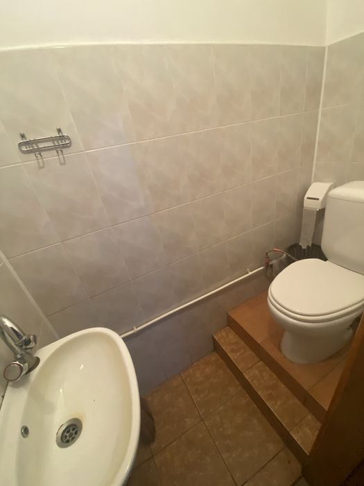 Продам нежитлове приміщення р-н ж/д