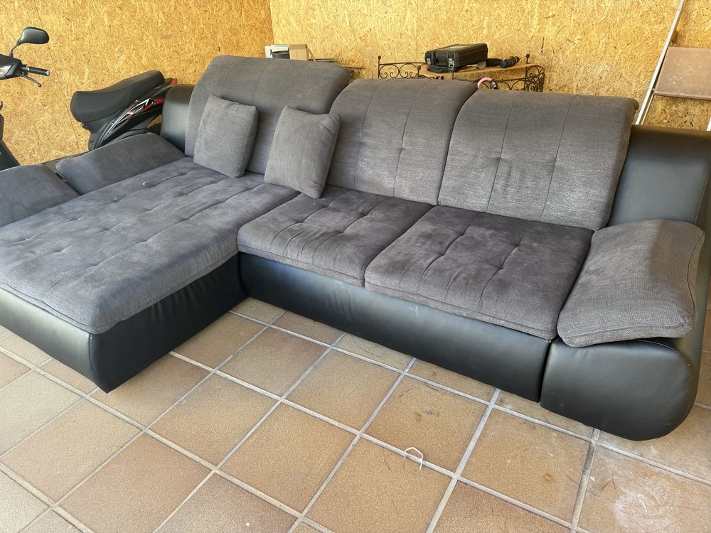 Sofa com chaise longue