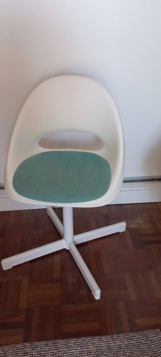 Cadeira IKEA LOBERGET/SIBBEN para criança – excelente estado