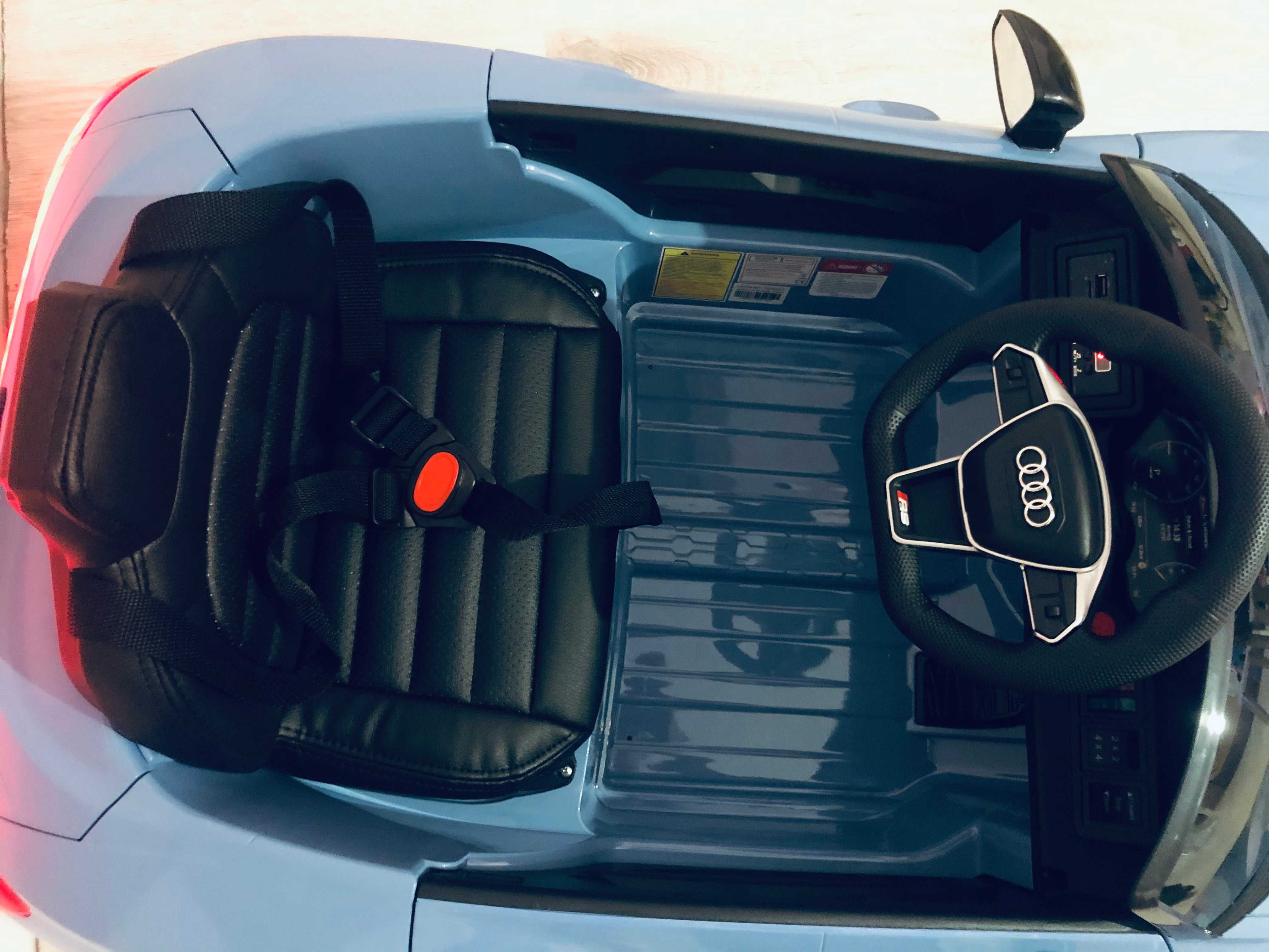 AUDI RS E-TRON GT napęd 4x4 auto na akumulator samochód pojazd