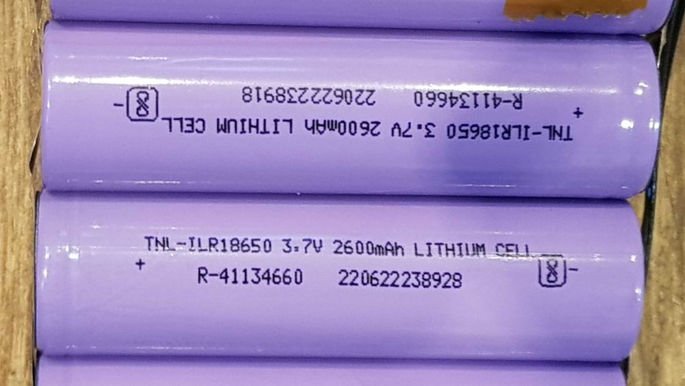 Запасні акумулятори до DC1018P ремкомплект