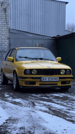 BMW E30 2.5 coupe