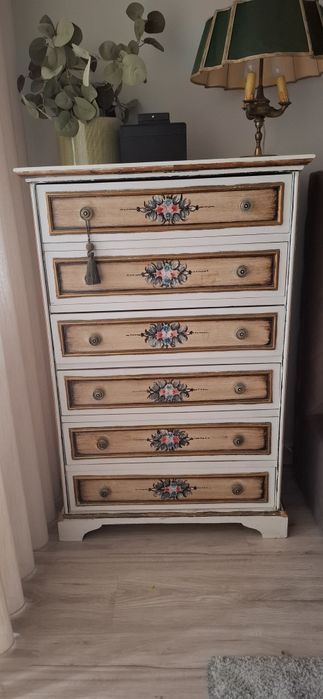 Aparador antigo madeira