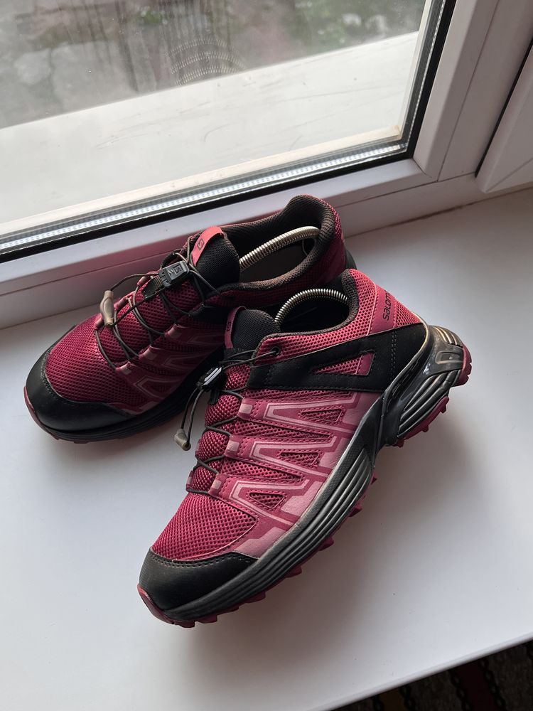 Salomon Trekking (38,5 size)