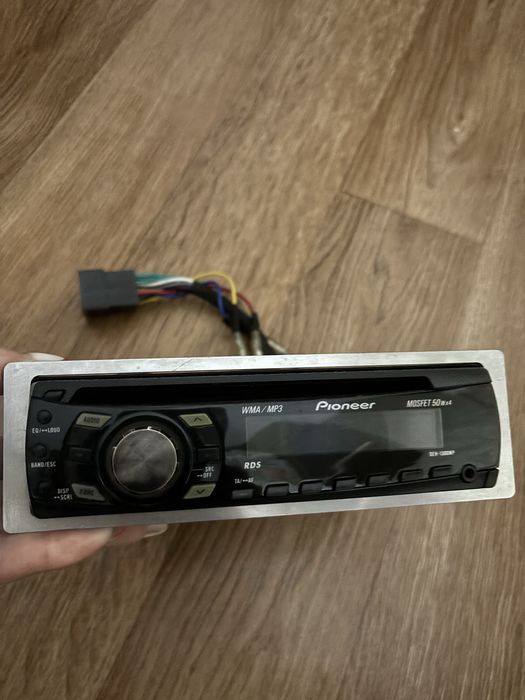 Магнітолу  з блутузом