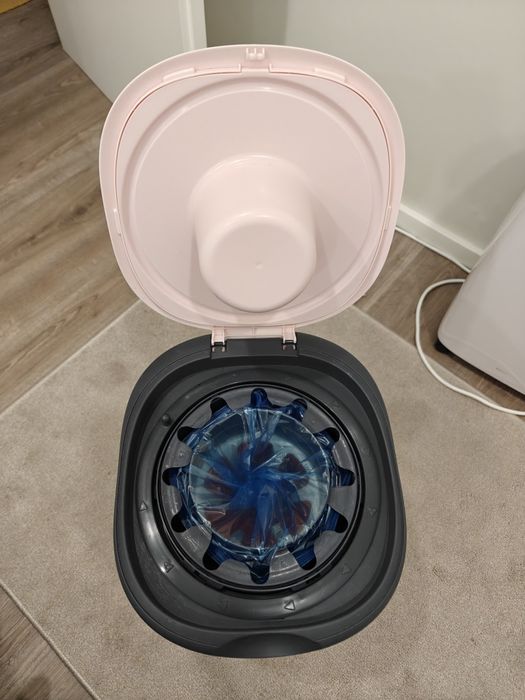 Contentor de fraldas twist & click- Tommee Tipee