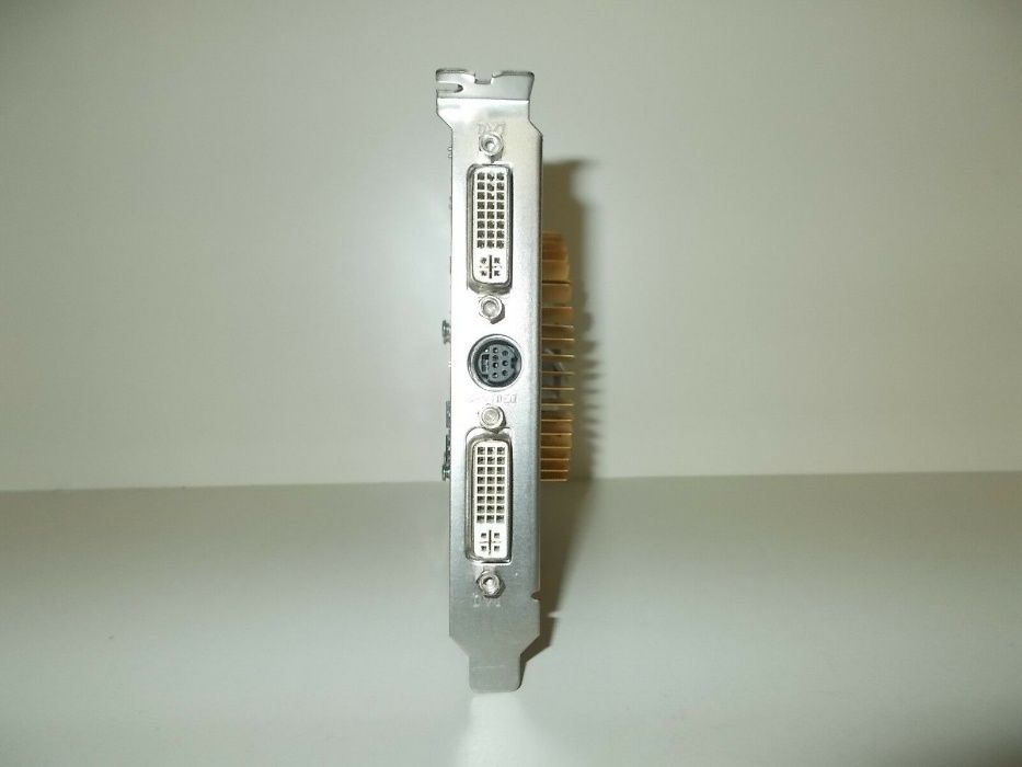 Видеокарта ASUS Extreme EAH2600PRO/HTDI/256M