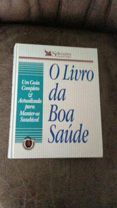 8 Livros novos 10 euros cada das seleções