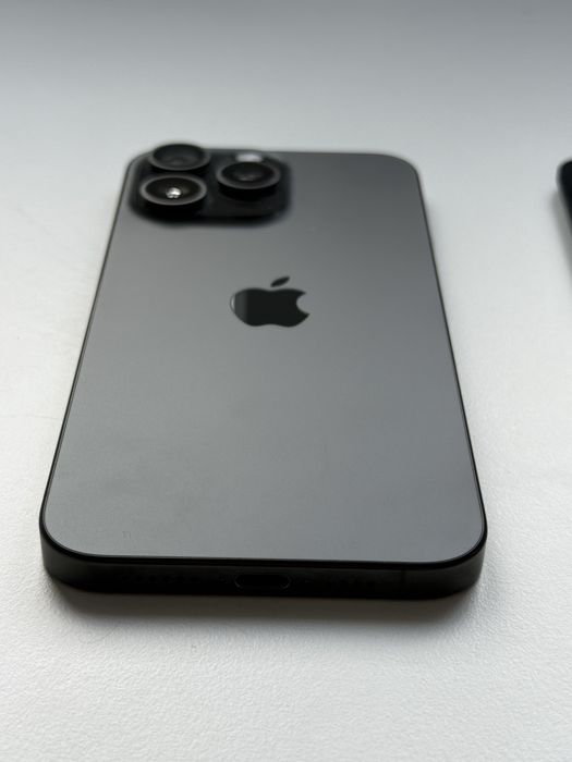 Iphone 15 pro max black para peças